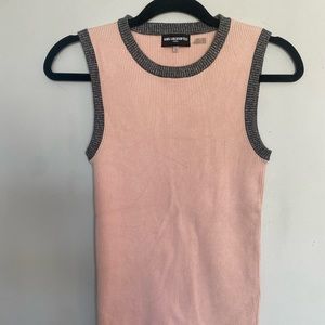 Women’s sleeveless shirt